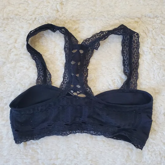 ALTAR'D STATE BRAS...3 Colors...sold together. Size M/L. - Picture 7 of 12
